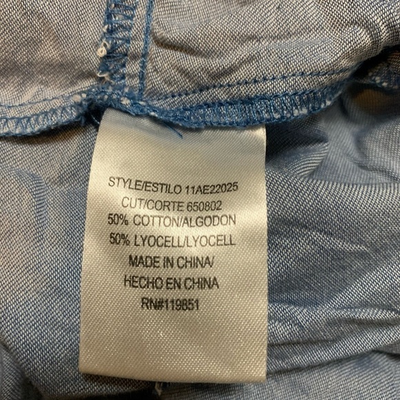 MNK  POC chambray blouson top, size M - Picture 4 of 5